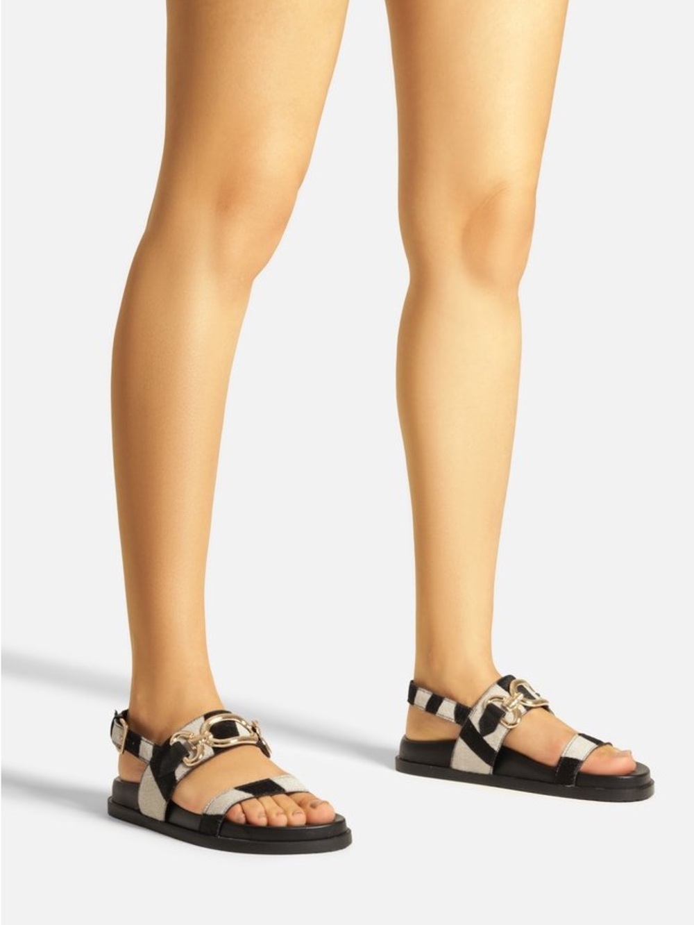 Metallic Animal Print Flatform Flat Sandal (AREZZO)